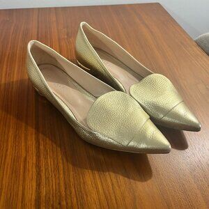 BELLS & BECKS, Lia Pointed Toe Loafer in Gold Leather, Size 8.5